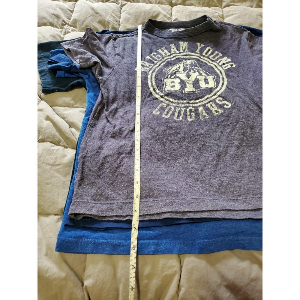 BYU Cougars Youth M & L Shirst Lot of 4 Football Rise Y Qualtrics Sports Camps - Picture 14 of 15